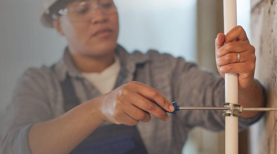 Professional annual plumbing maintenance services in Freer, TX